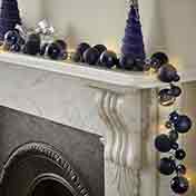 Wreaths & Garlands